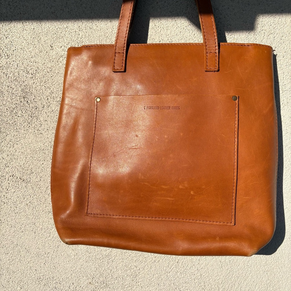 Portland Leather Goods Tote Bag - Picture 3 of 8